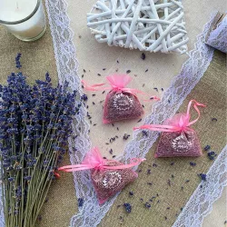 10 Wedding Guest Sachets – Lavandin & "Vive les Mariés" – Pink